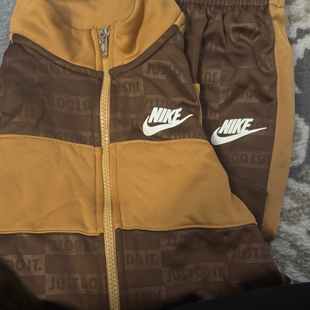 Nike Kids Brown and Gold Joggers